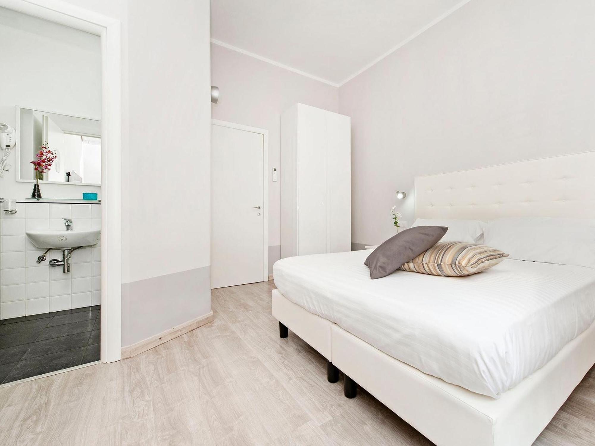 White Colosseo Bed and breakfast 2*