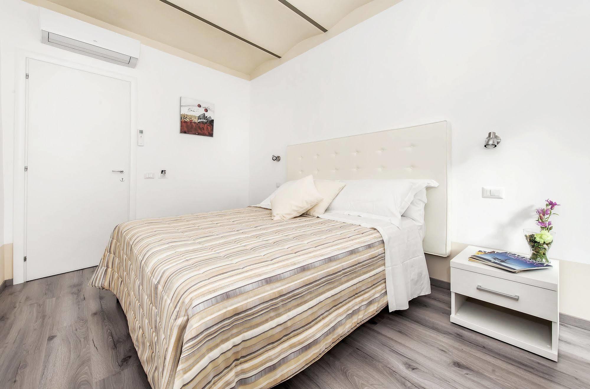Bed and breakfast White Colosseo Roma